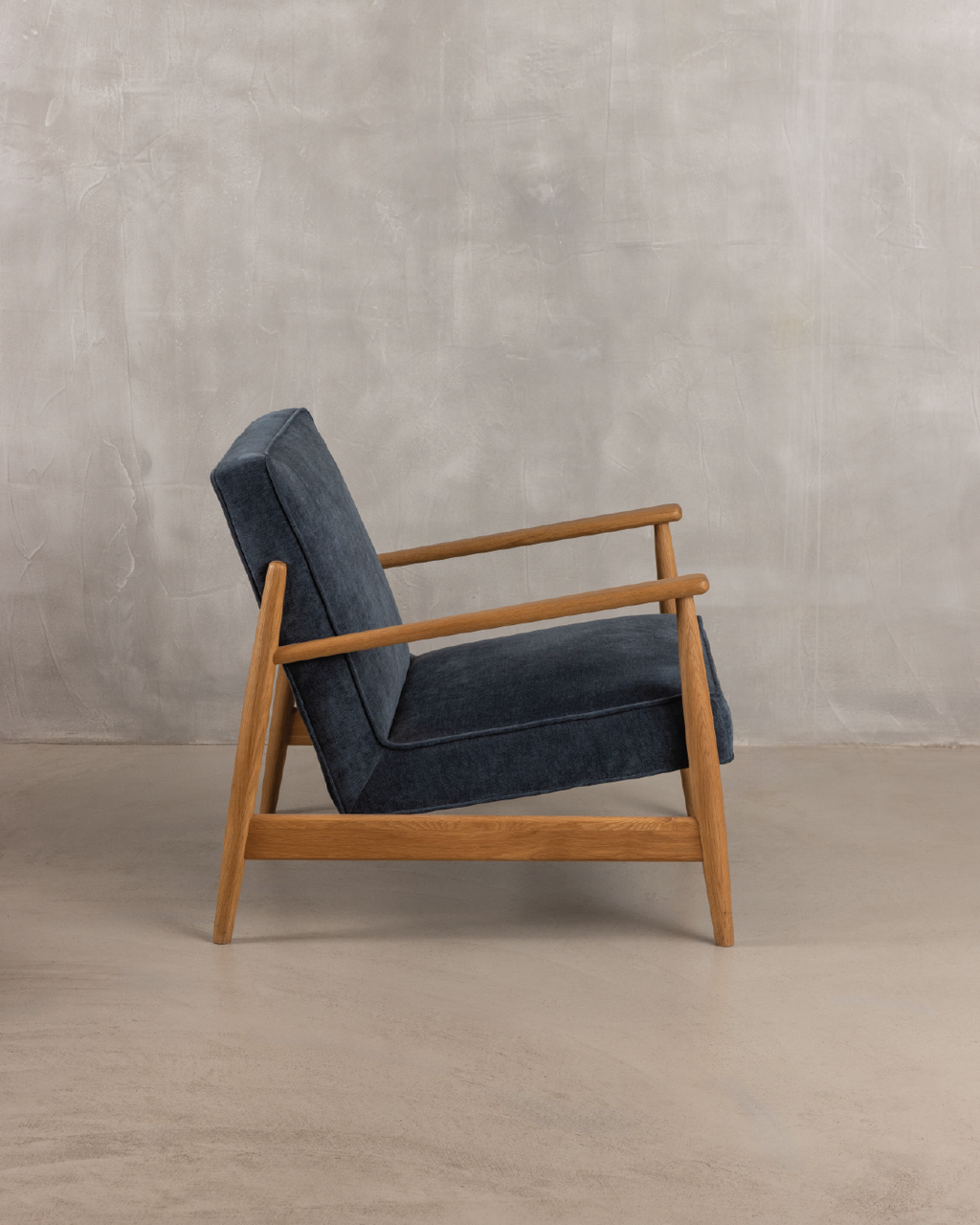Arna Lounge Chair - Baltic Blue