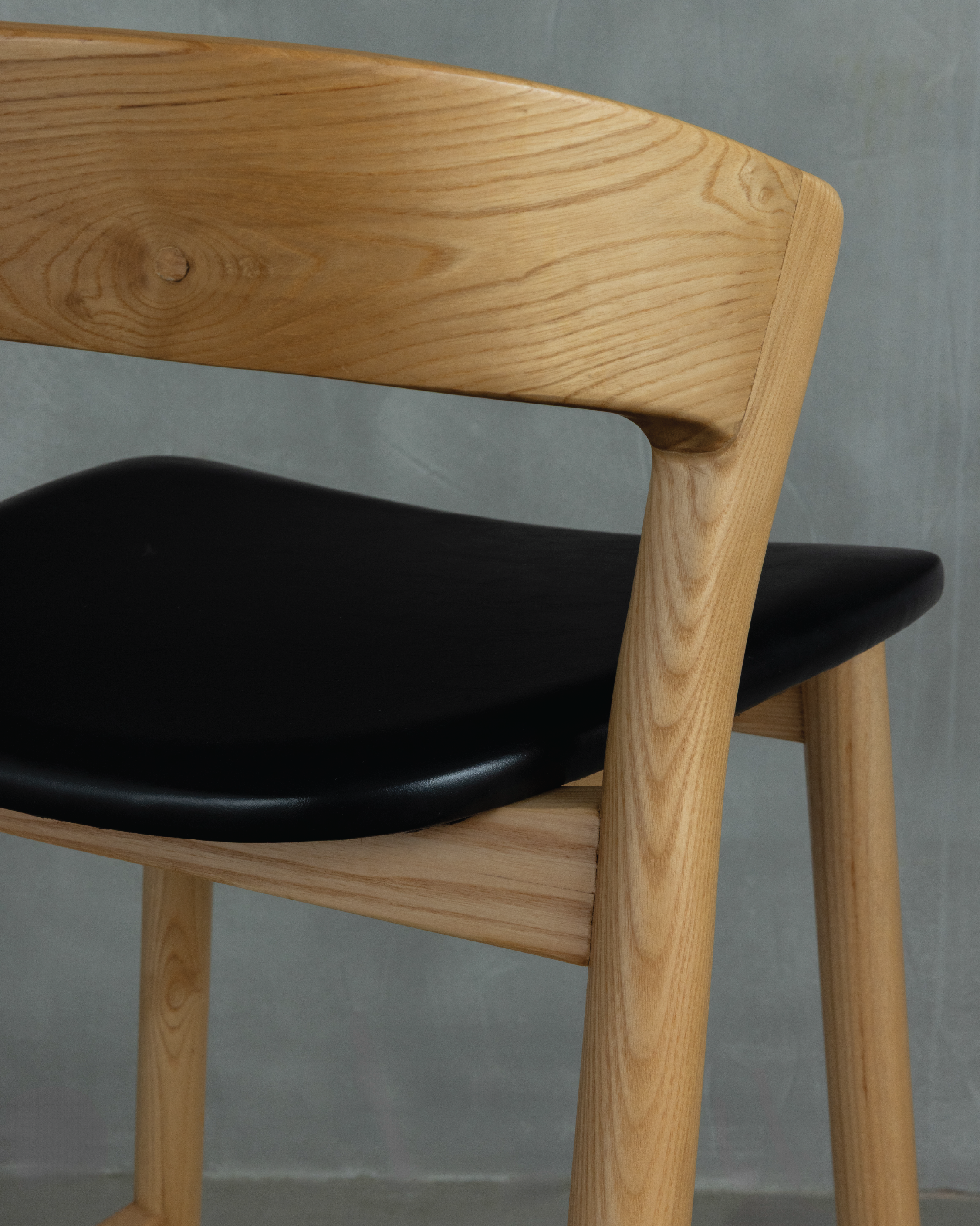 Vara 01 Ash Counter Stool